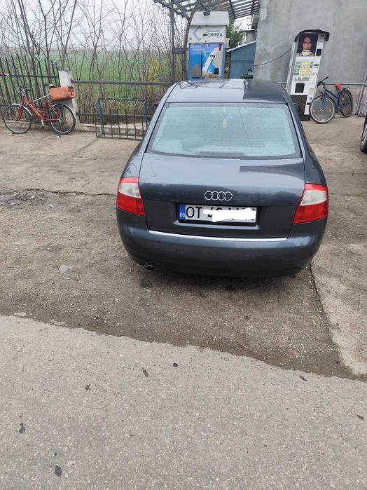 Audi A4 b6 1.6 benzina