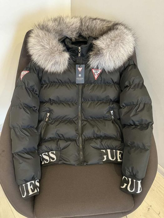 Дамски топ модели якета.