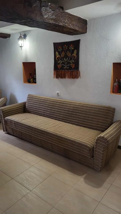 Разтегателен диван, 2 фотьойла и 2 табуретки