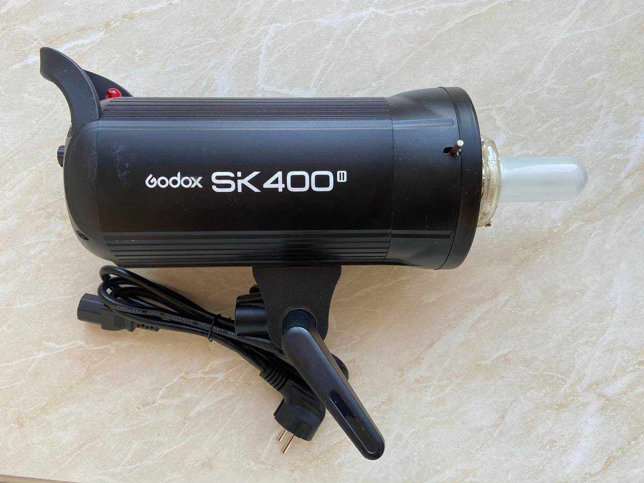 Студийная вспышка Godox SK 400 II