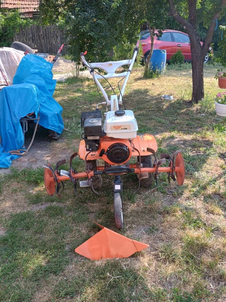 Vând motosapă marca Ruris de