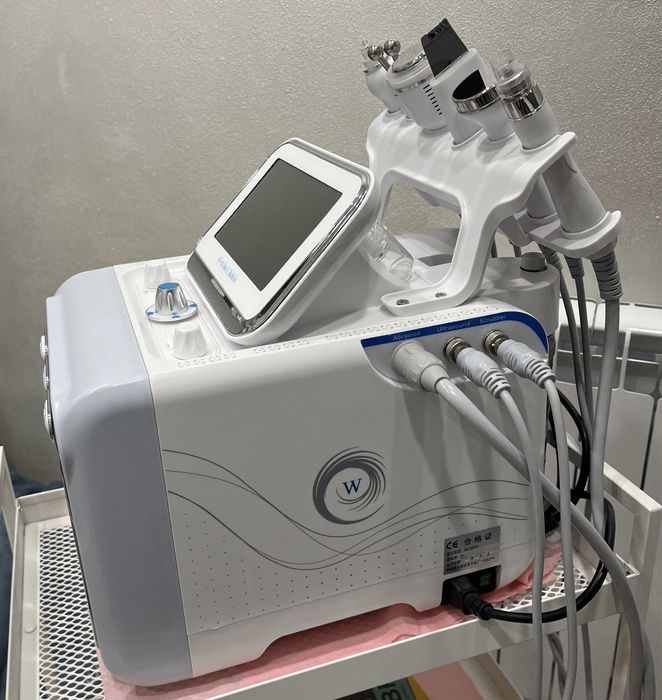 Професионален козметичен апарат 6 в1