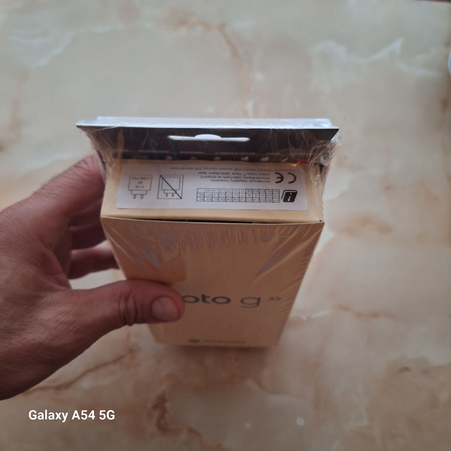 Mobile phone Motorola g 35