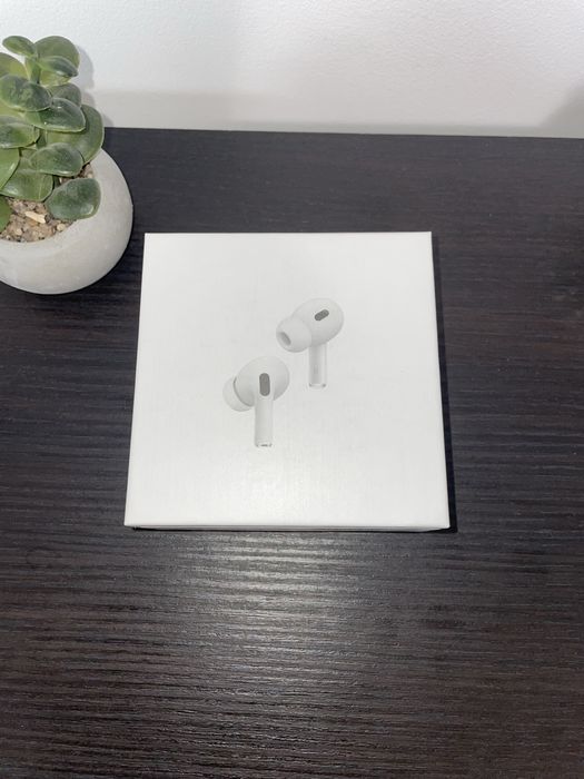 Casti AirPods Pro generatia 2