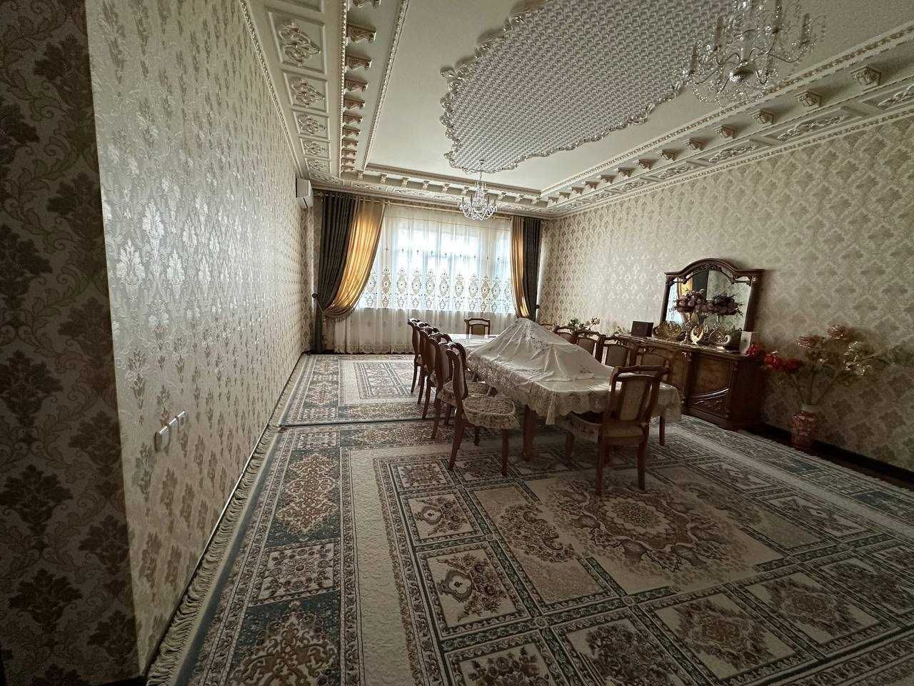 Продаётся Дом Алмазарский район Махаля Аллон 9.5 Соток