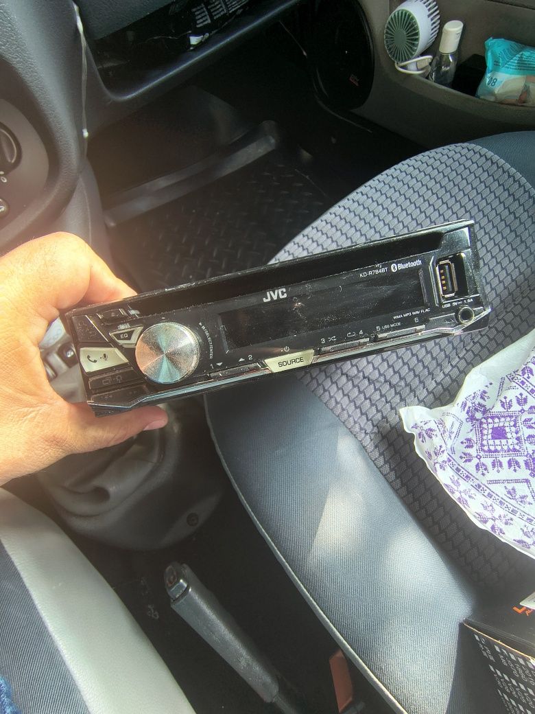 Casetofon auto jvc kd r784BT