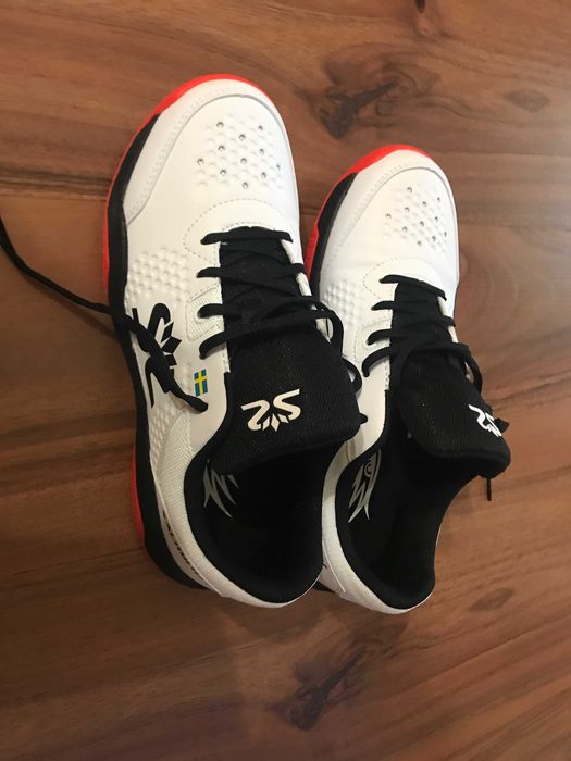 Салминг Обувки за скуош (и други спортове на закрито), чисто нови