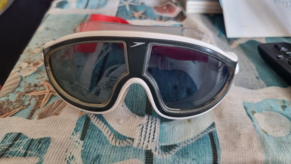 Плувни очила Speedo