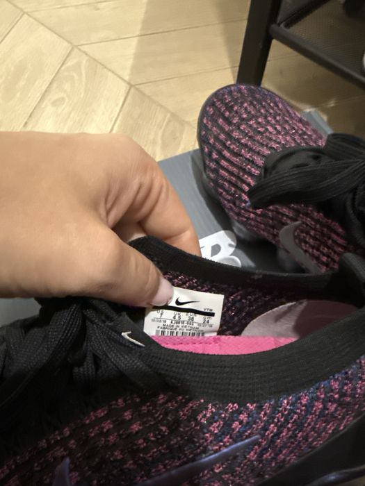 Дамски маратонки NIKE 38 номер