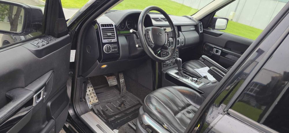 Land ROver Range Rover l322 supercharged 4.2i avariat sa rate prin tbi