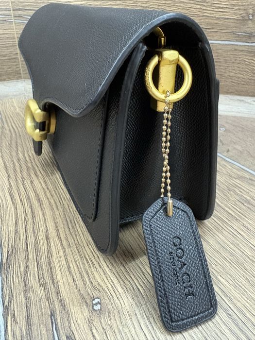 Дамски чанти Coach различни размери