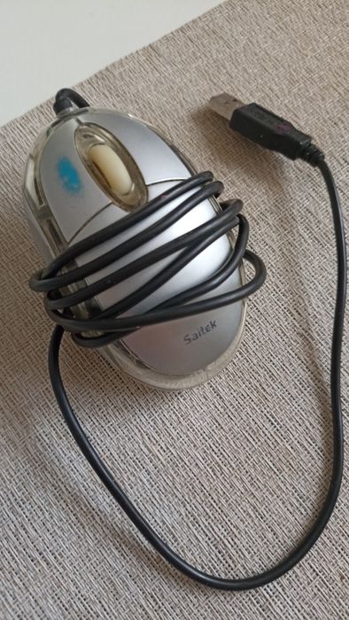 Продам мышку, в рабочем состоянии, 700т,торг