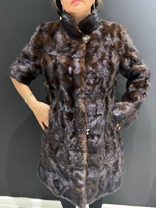 Продам шубу норковую