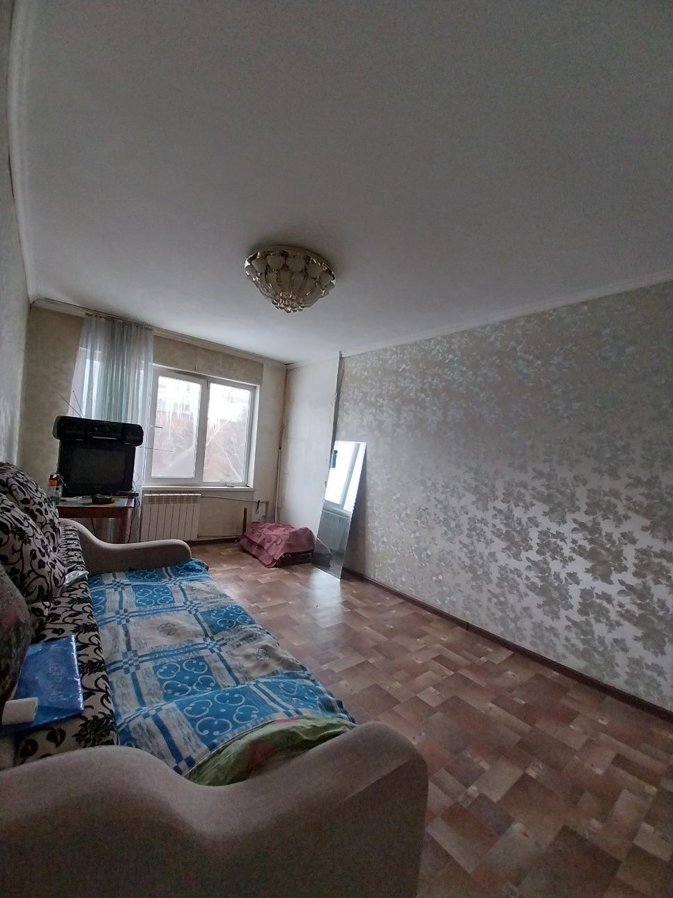 Продам 1.5 в п Глубокое