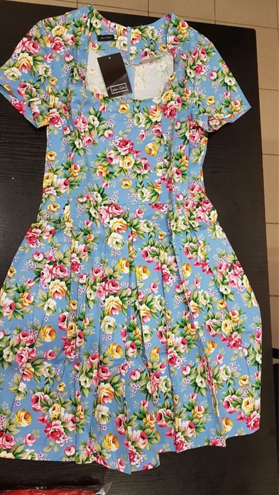 Платье- сарафан.