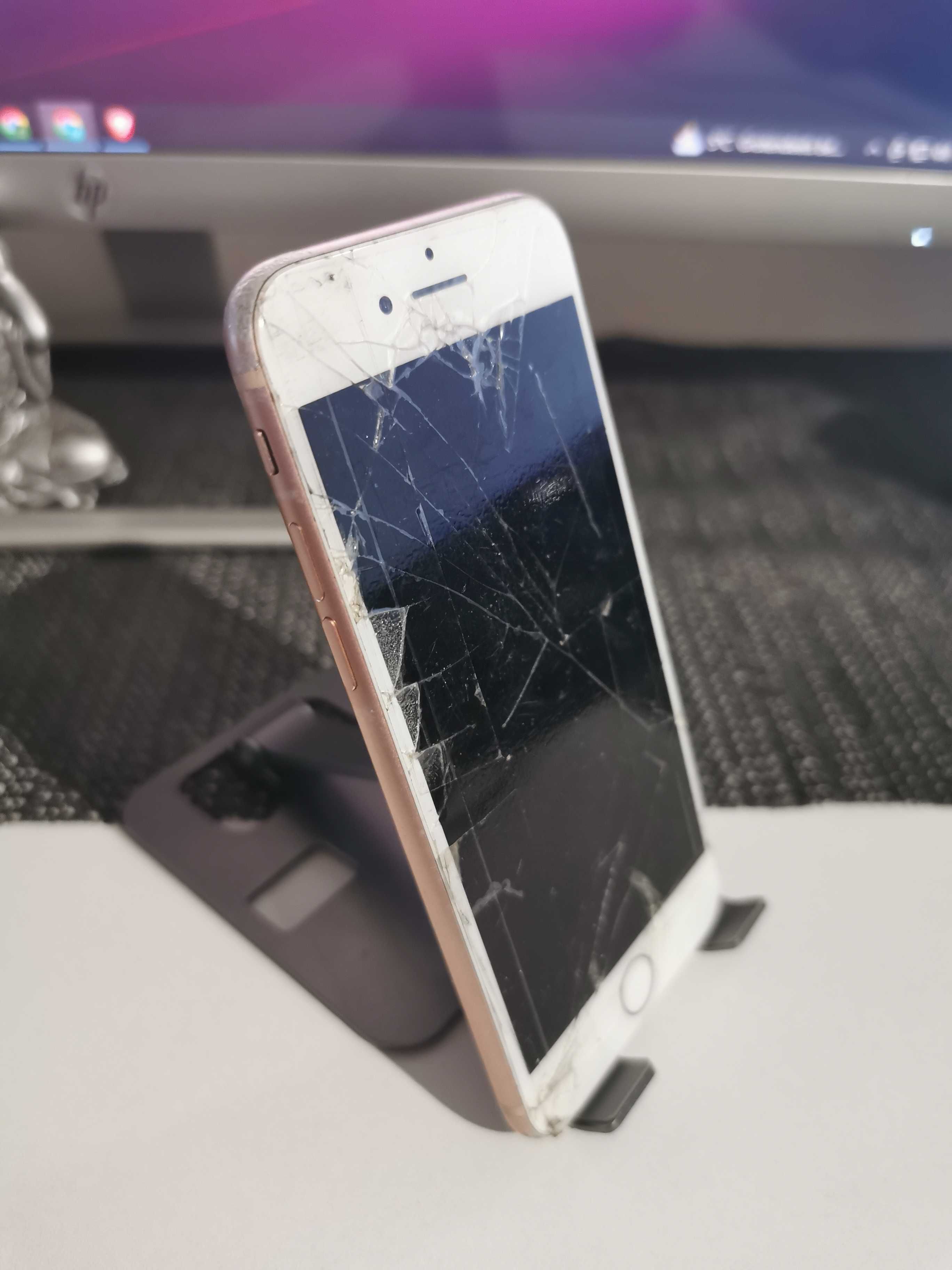 Defect Iphone 8 - Gold -