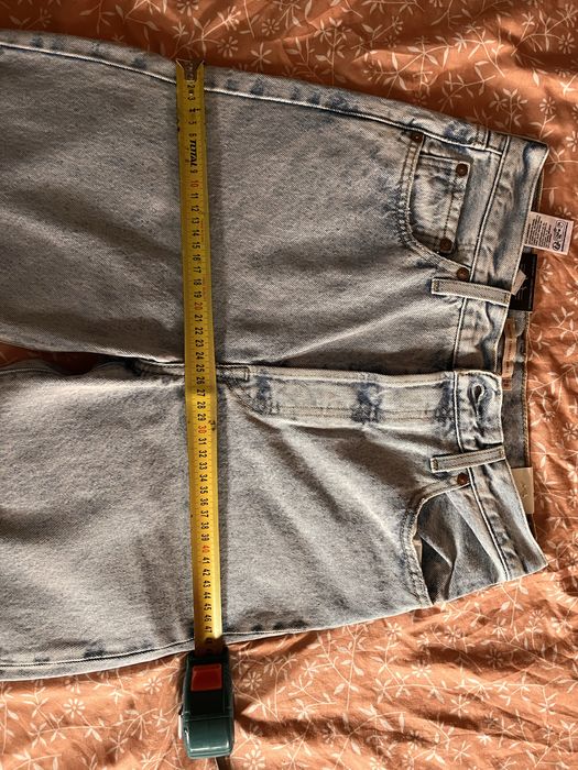 ЧИСТО НОВИ с етикет Levi’s 100% ПАМУК прави дънки, висока талия