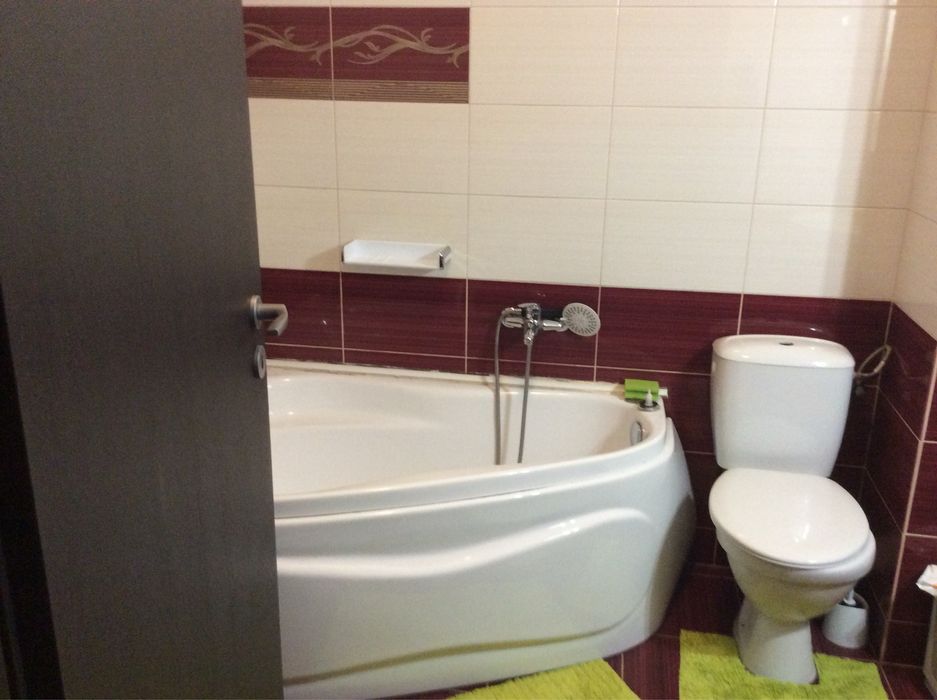 Particular inchiriez apartament 2 camere Militari Residence