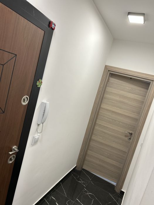 Продава се Тристаен апартамент в София, Левски - 89 кв.м за 2877 €/кв.м - Снимка #23
