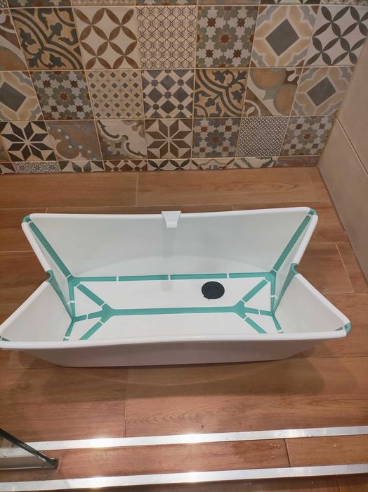 Stokke Вана за новородено със стойка