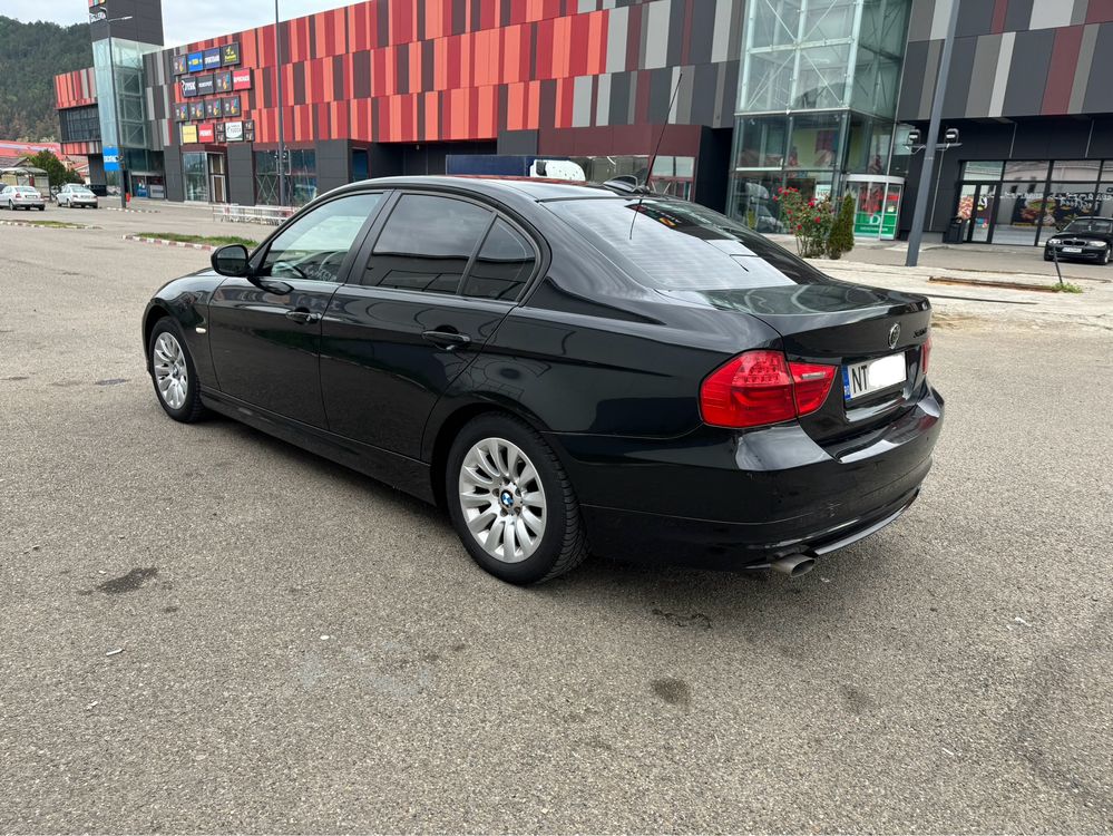 BMW E90 2010 163CP