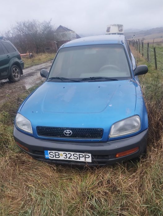 Toyota rav 4 acte la zi