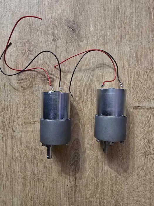 Motoare cu reductor 150:1 37Dx57L mm