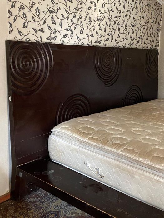 Продам хорошую, качественную кровать