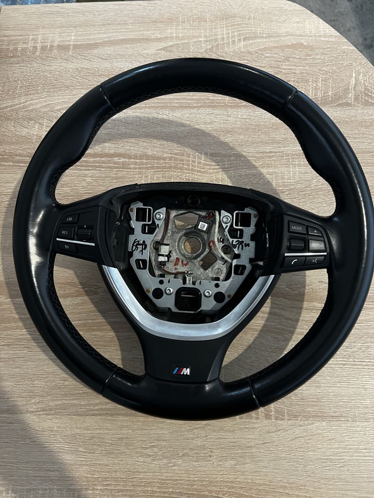 Оригинален спортен М волан за BMW F10/F11 + Оригинален BMW Airbag