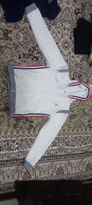 Мужской ва женский кийимлар бор