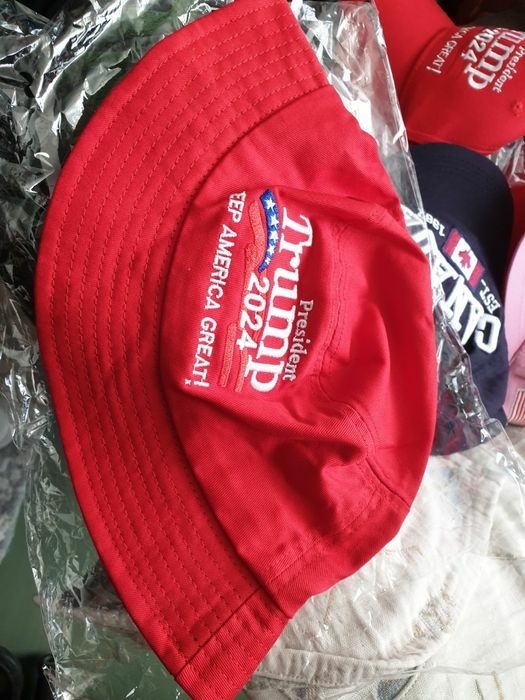 Șapca Donald Trump