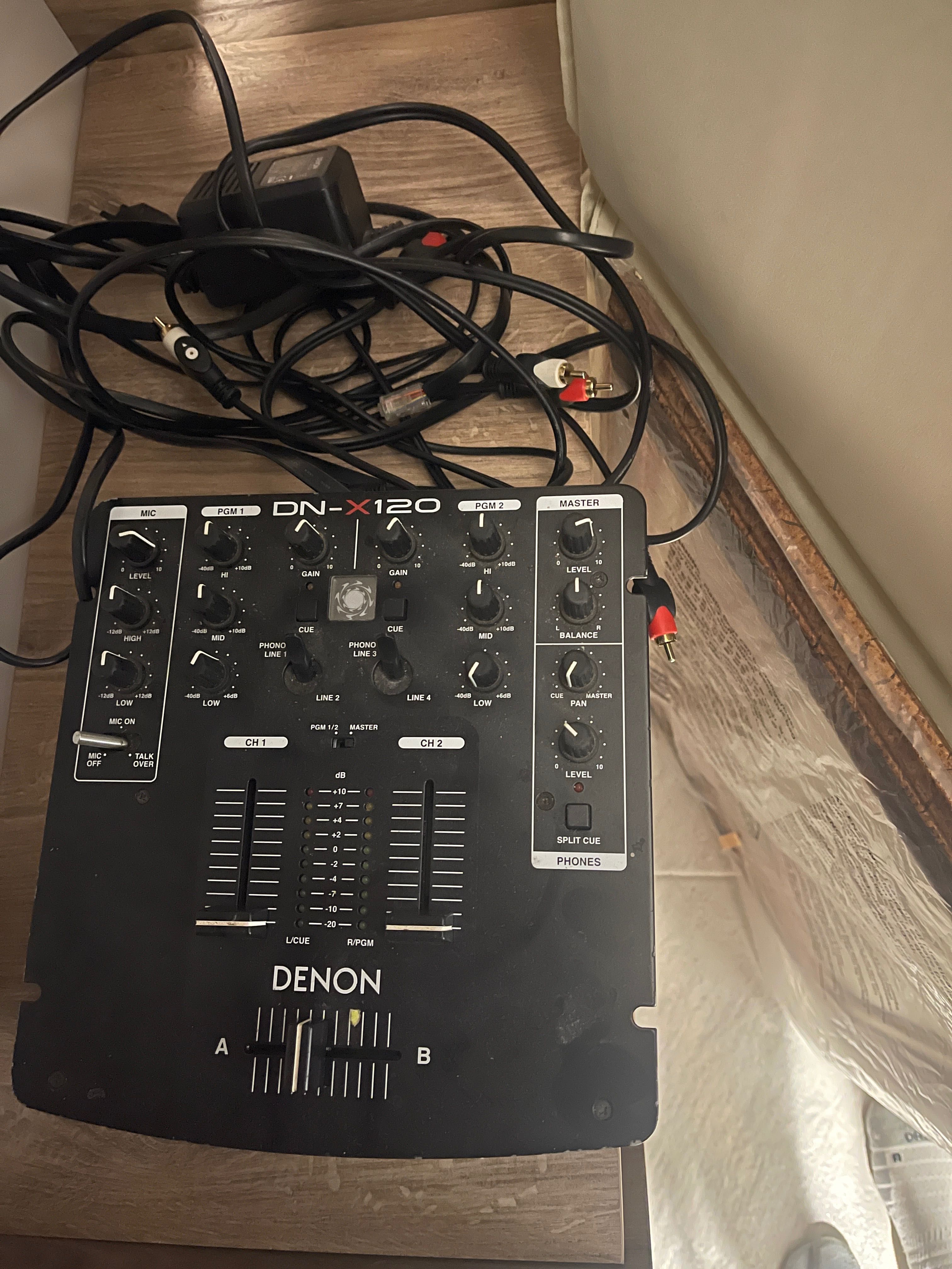 Mixer Denon 2 канала