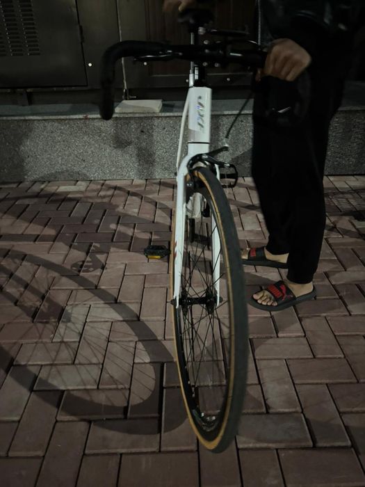 Продам фикс ат6 срочно отдам со всеми вещями