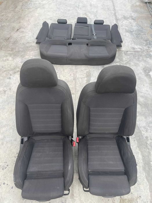 Interior Recaro Opel Insignia 2008–2013 – tapițerie neagră – stare inp