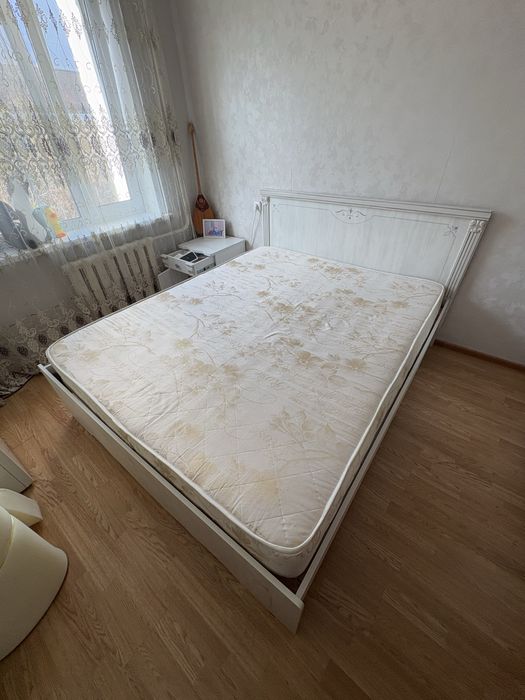 Кровать двухспальная