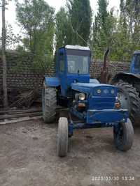 Sotladi traktort T28