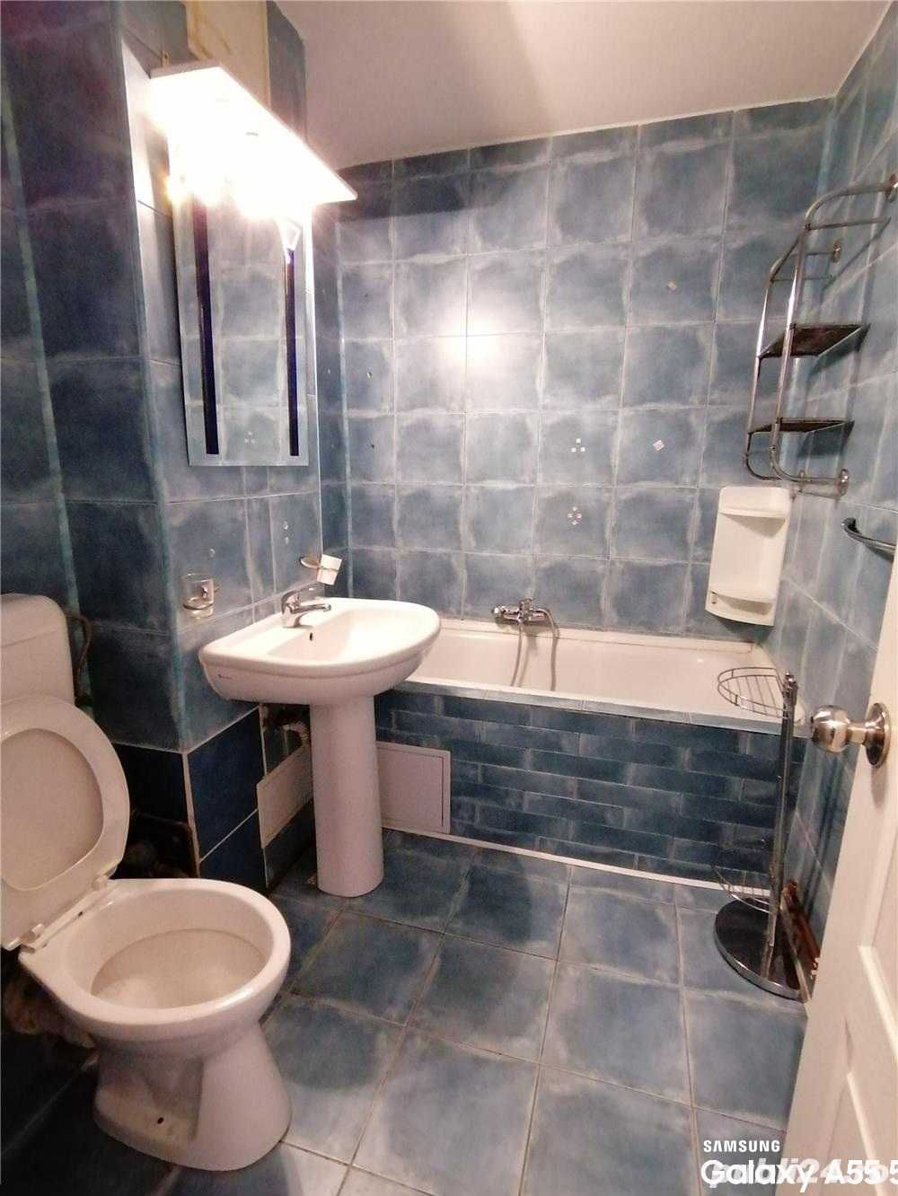Apartament 2 camere, balcon,bucatarie,mobilat,centrala,clima,zona 300