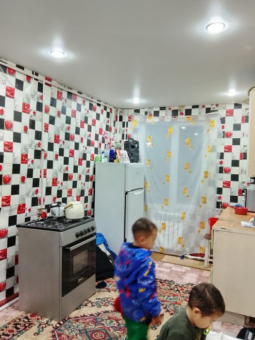 Продам ДОМ в районе Деркул