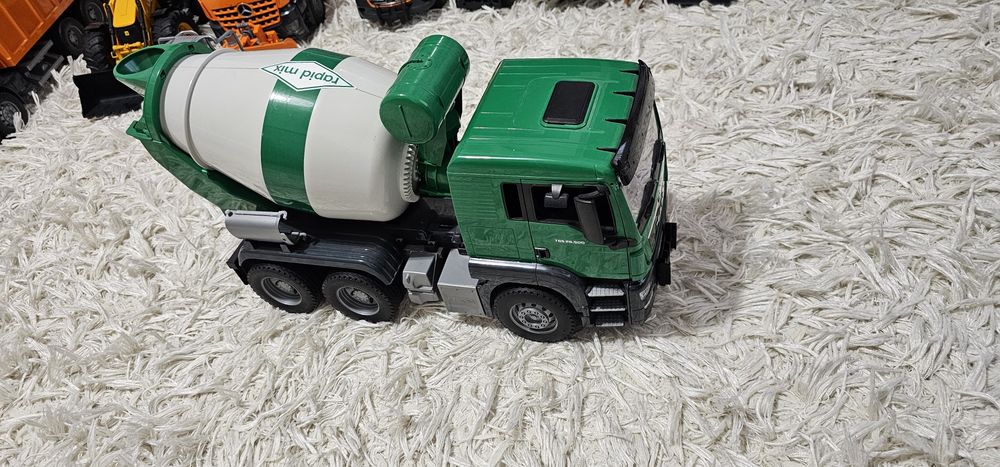 Masini bruder de foarte bună calitate