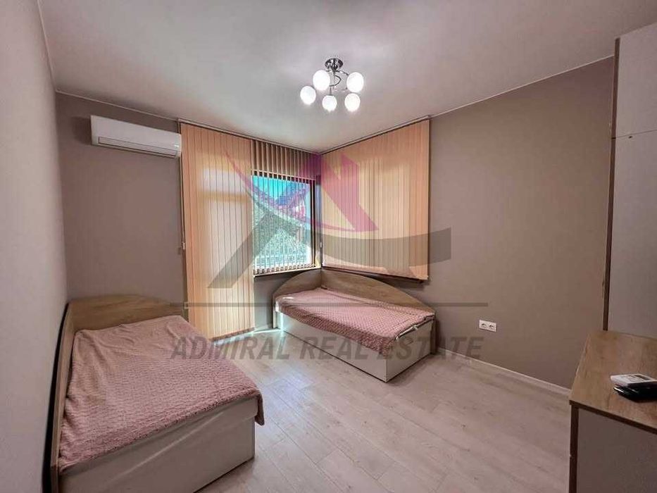 Дава се под наем Четиристаен апартамент в Варна, ВИНС - 110 кв.м за 850 € - Снимка #2