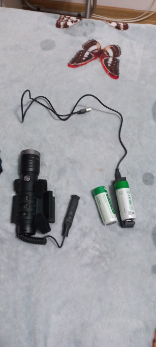 Led lenser MT14 Lanterna Vânătoare + accesorii