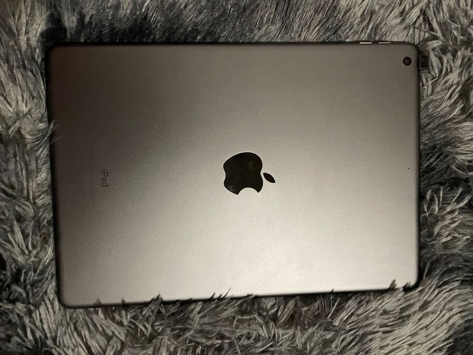 Tabletă IPad 9th generation 2021 “ofertă blec fraidei”