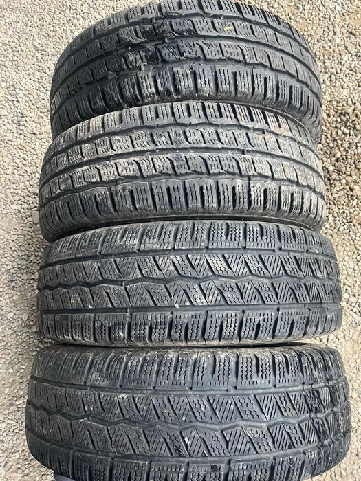 215/70 r15c de iarna 4 buc ca noi HANKOOK