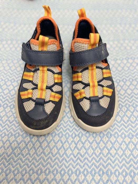 Детски обувки (нови и употребявани)