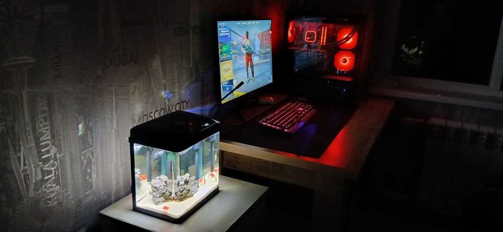 Kamputer stolniy komplekt