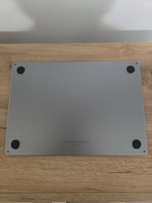 Capac spate Macbook Air M2 2022 A2681 Space Grey