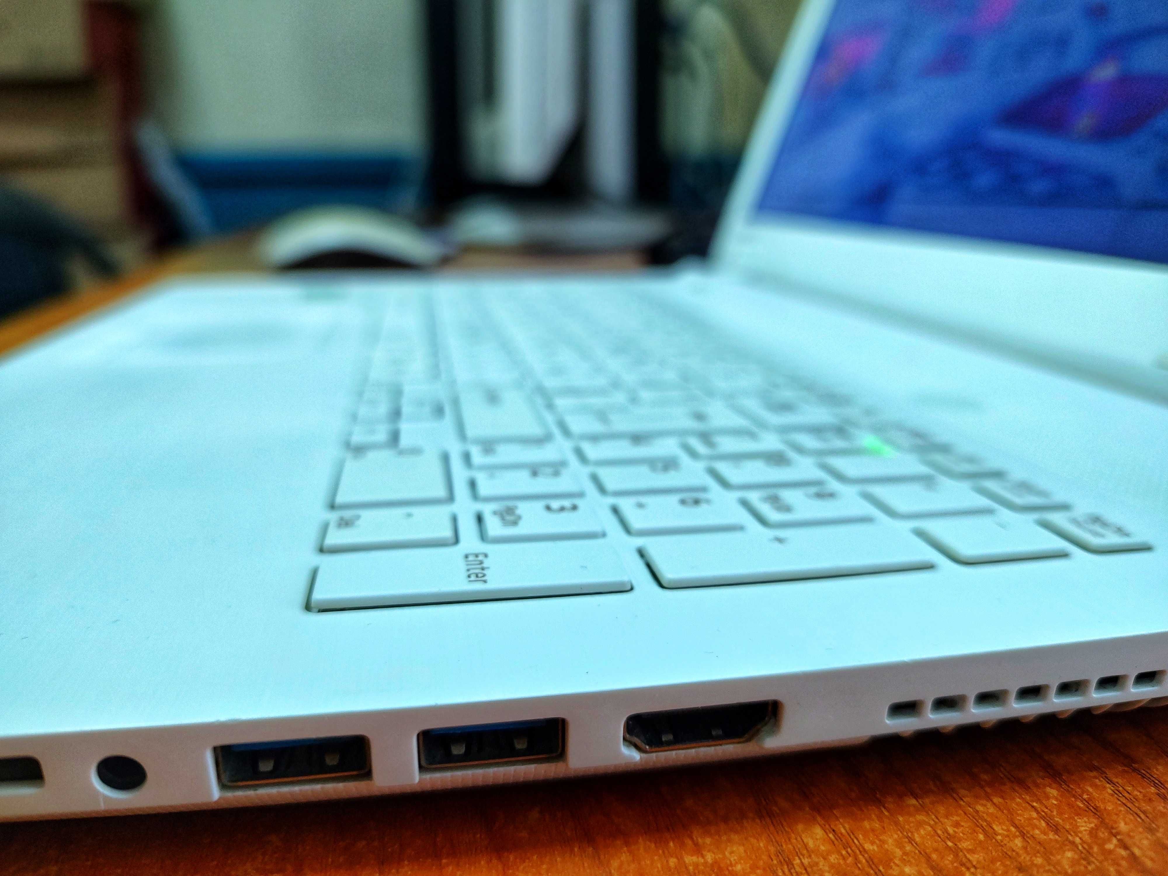 Toshiba Satellitе C55 128 SSD 8 gb ram + Гаранция 299лв