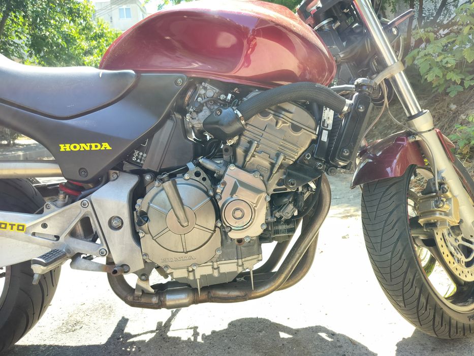 Honda hornet pc34