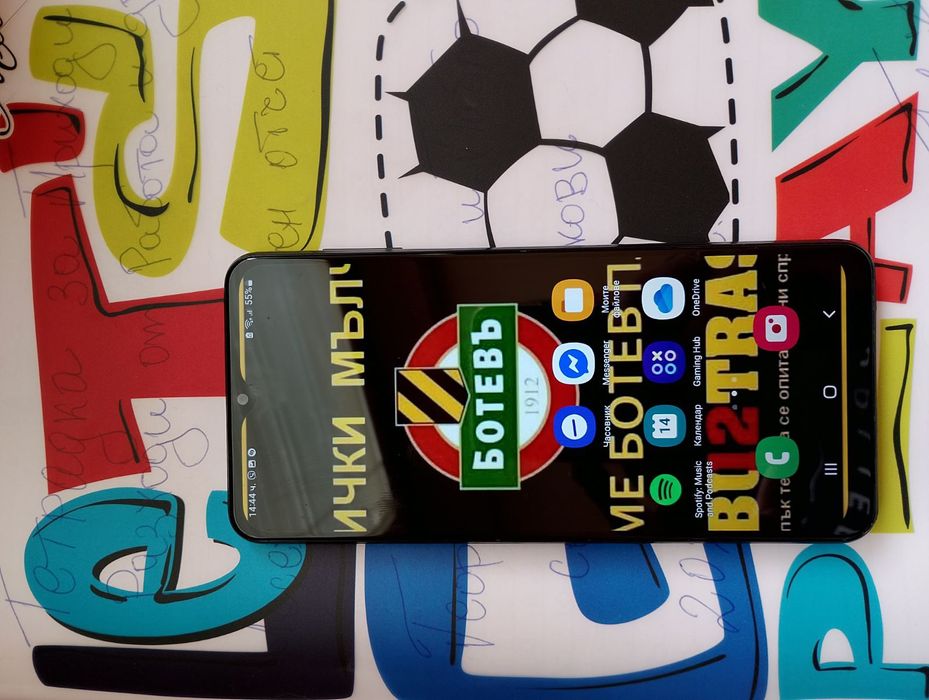 Продавам Samsung A12