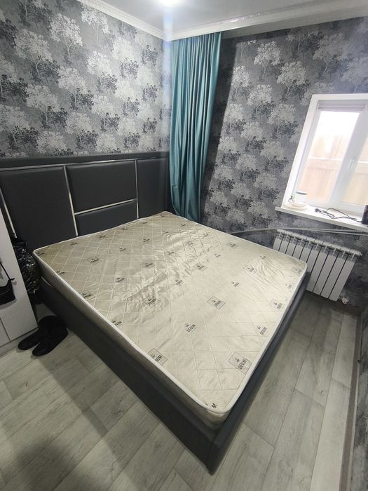 Продам двухспальную кровать